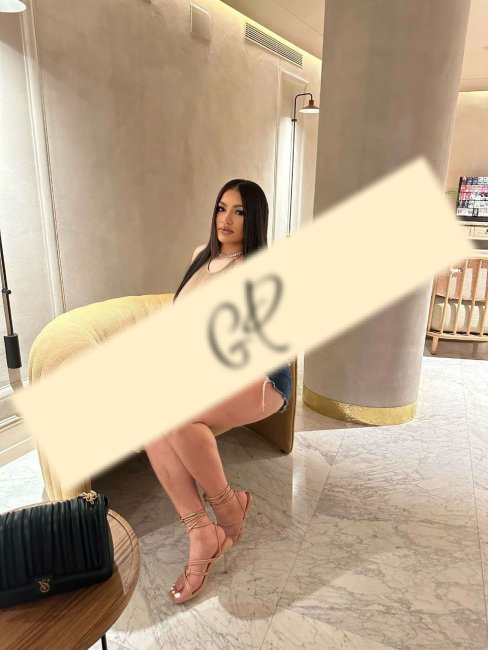 Ari Knox